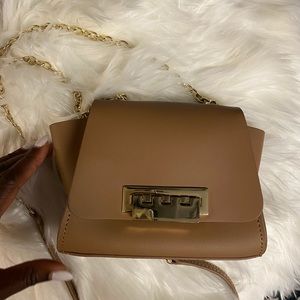 Zac Posen Stylish Crossbody bag